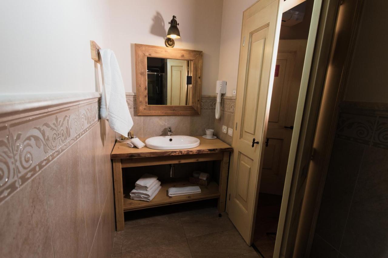 Agriturismo Milord 萨罗 外观 照片